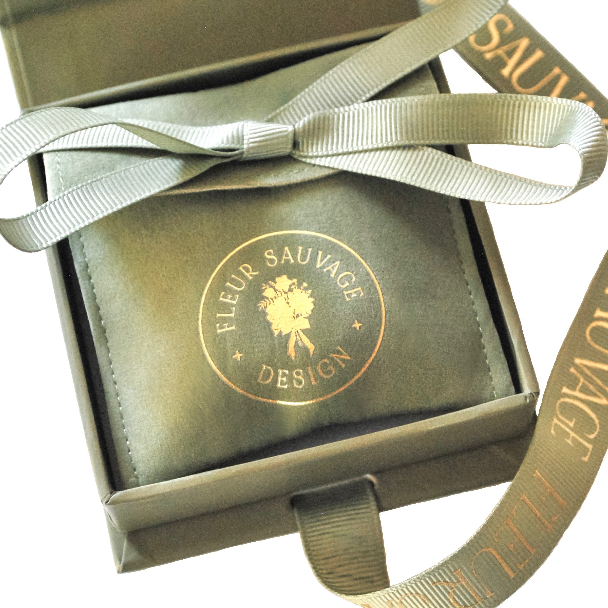 Corde Scarf Ring Brass